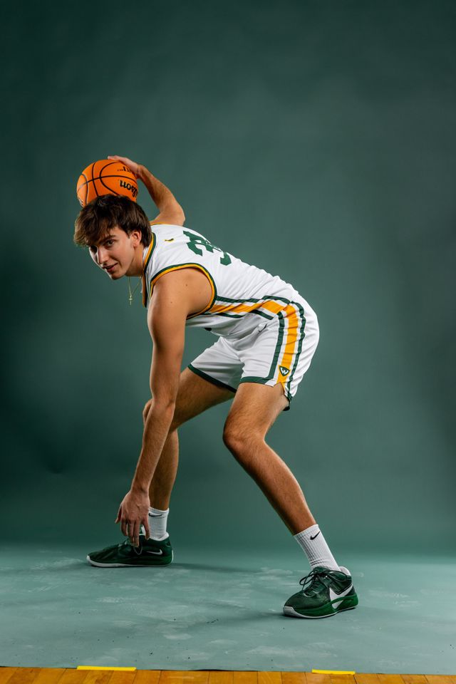 Athlete profile featured image number 3 of 4