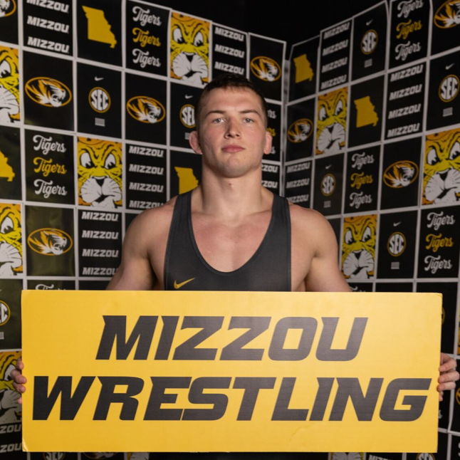 Evan Bates athlete profile head shot