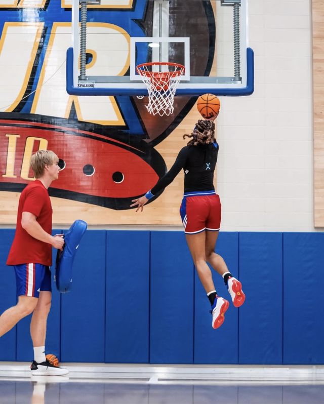 Athlete profile featured image number 4 of 4