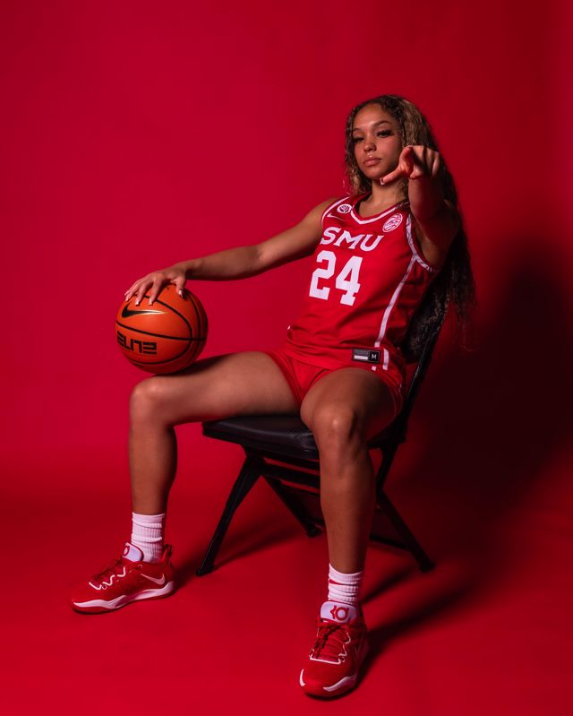Athlete profile featured image number 2 of 4