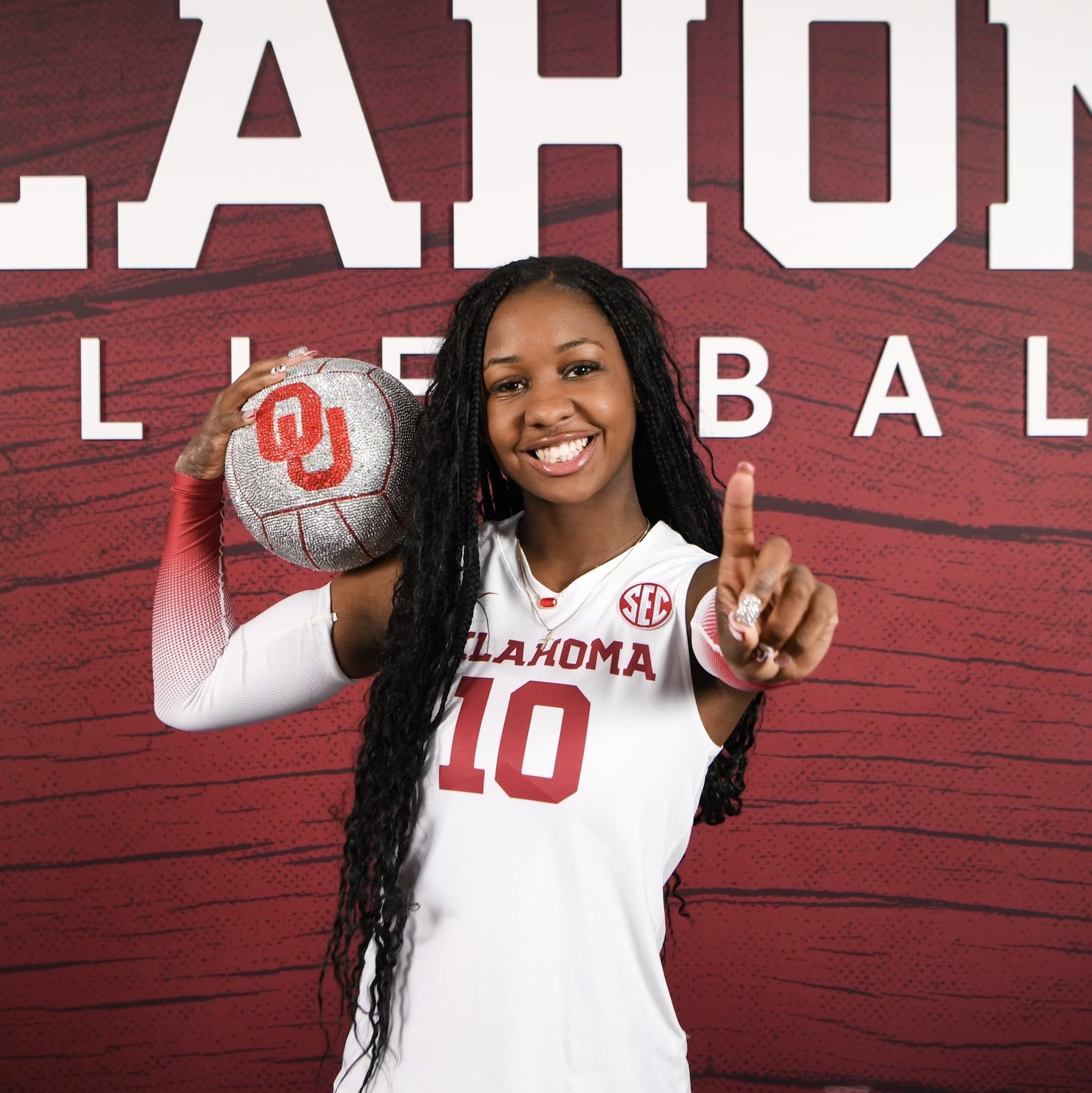 Aniya Warren athlete profile head shot