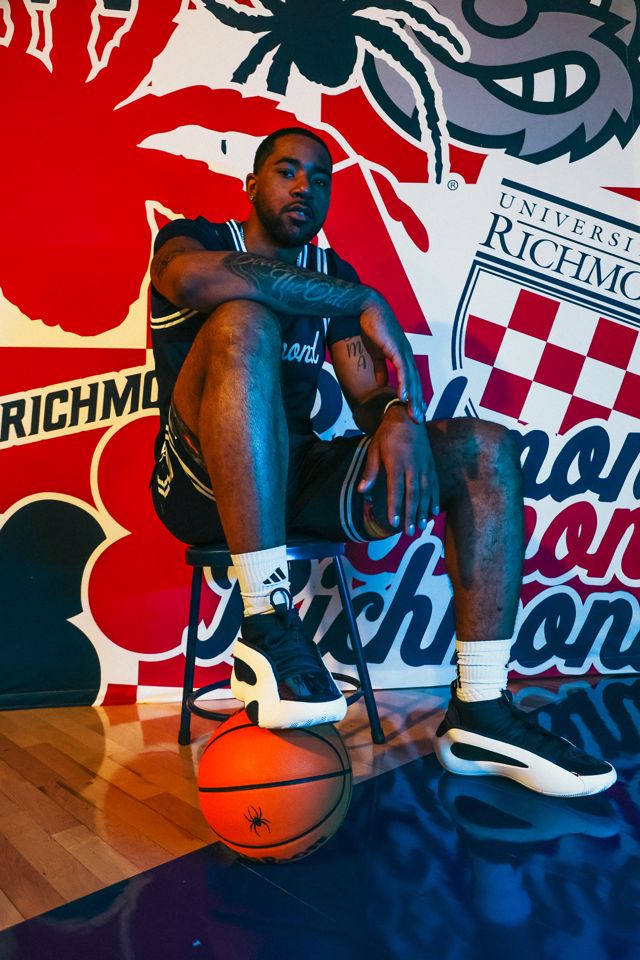 Athlete profile featured image number 2 of 4