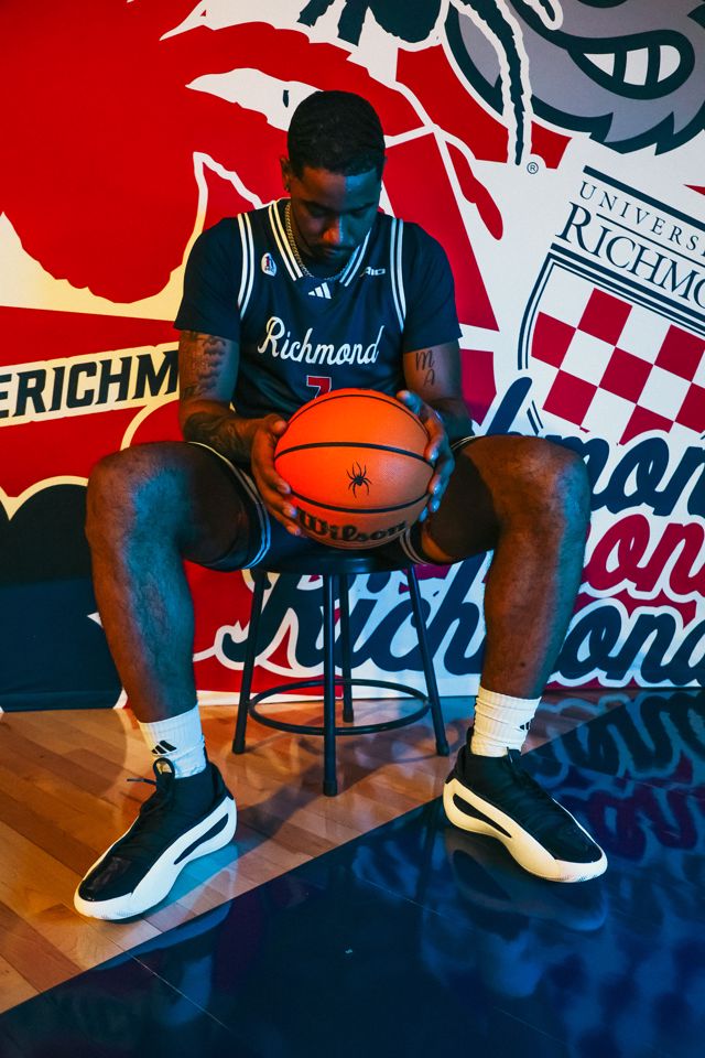 Athlete profile featured image number 3 of 4