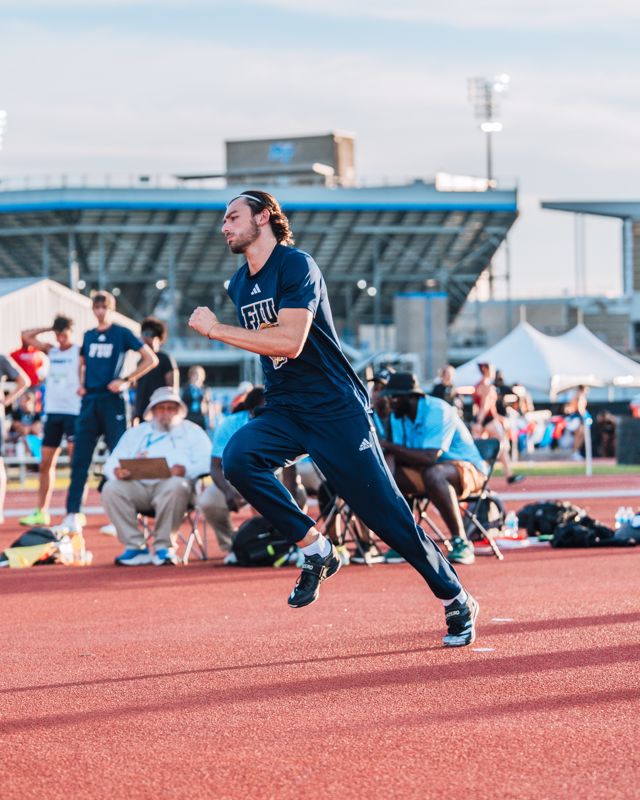 Athlete profile featured image number 4 of 4