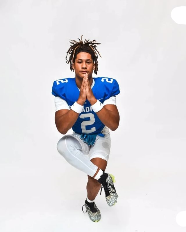Athlete profile featured image number 1 of 5