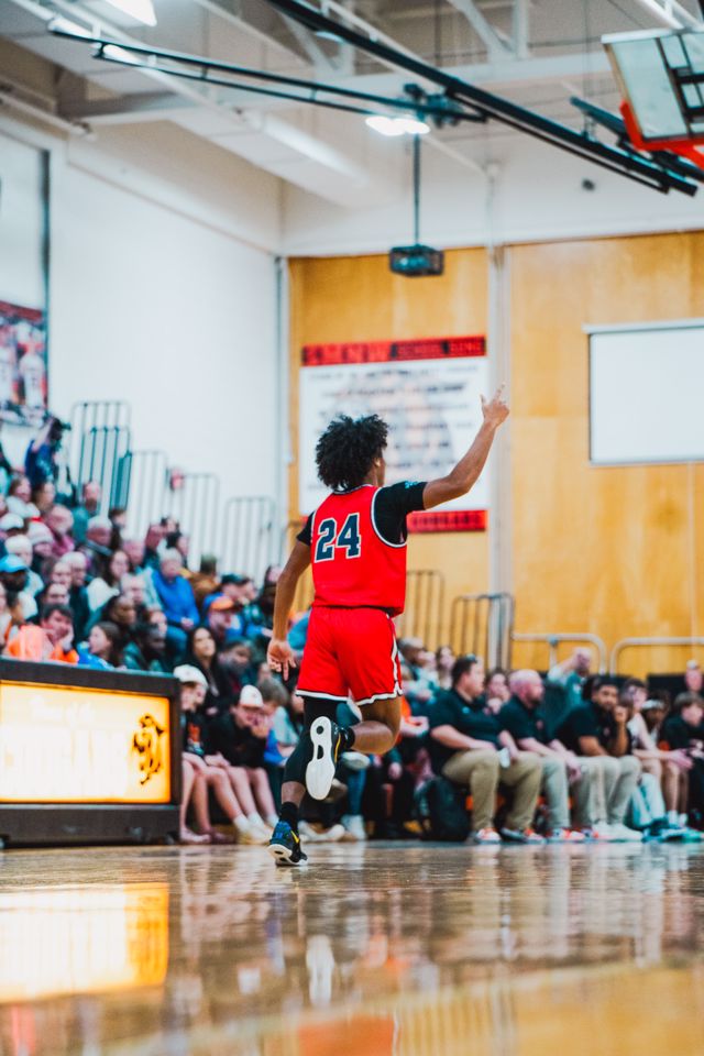 Athlete profile featured image number 2 of 4