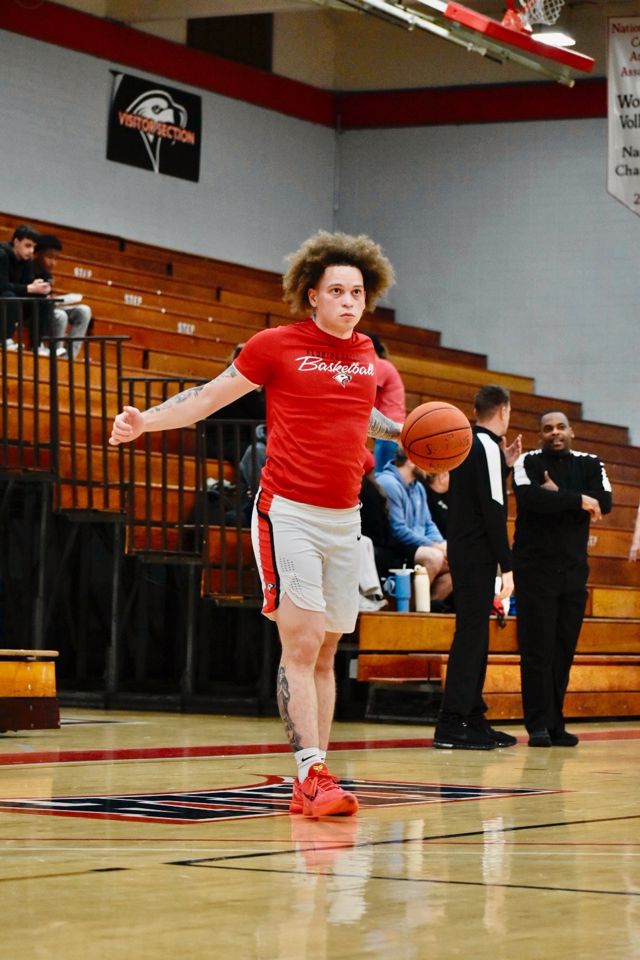 Athlete profile featured image number 1 of 5