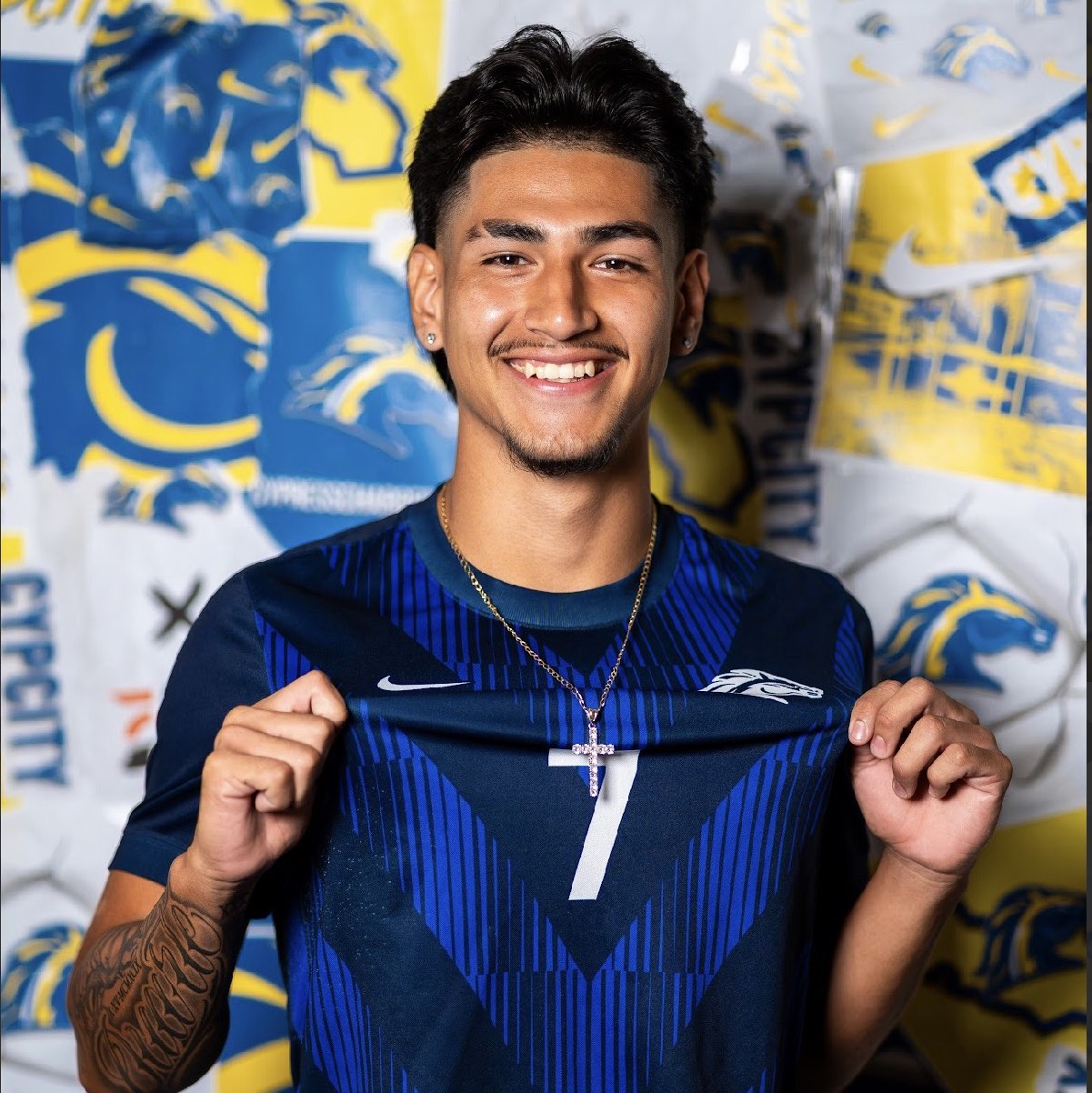 Erubey Bermudez athlete profile head shot