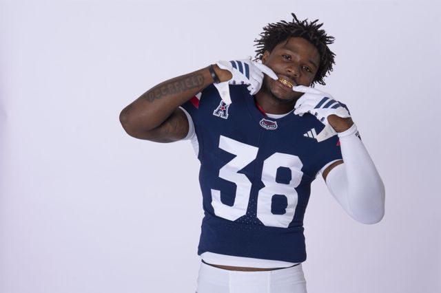 Athlete profile featured image number 2 of 9