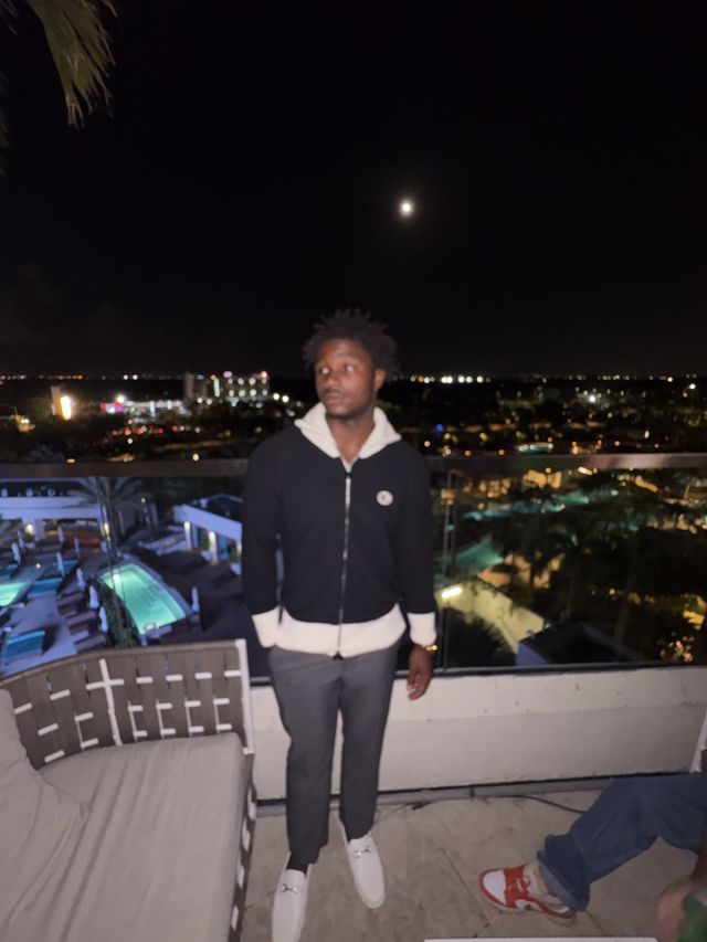 Athlete profile featured image number 6 of 9