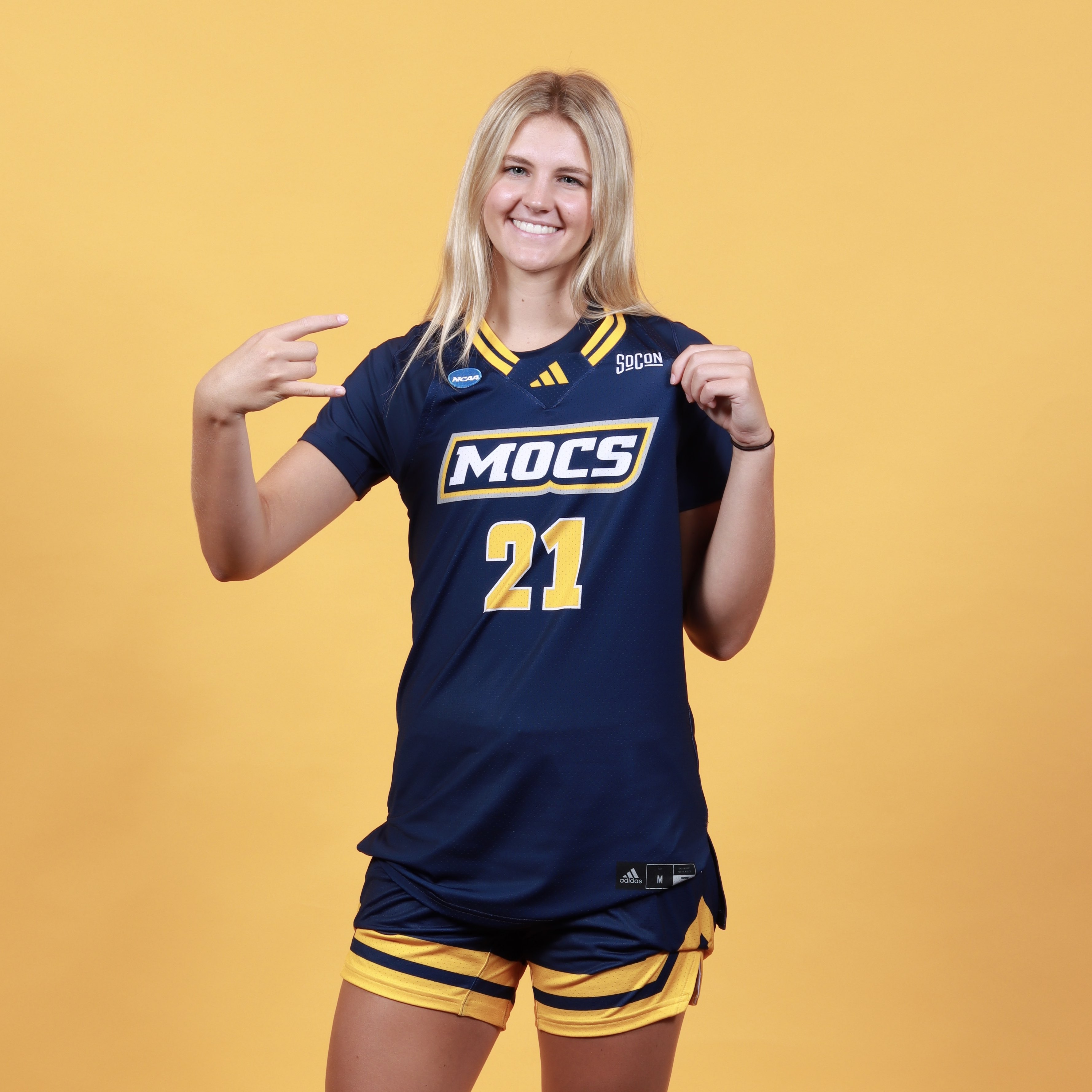London Weaver athlete profile head shot