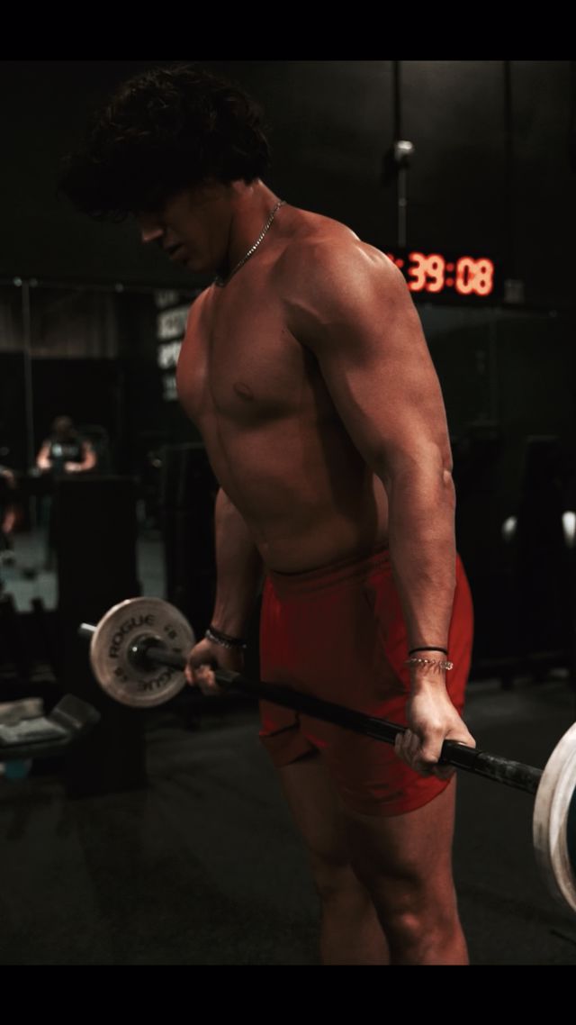 Athlete profile featured image number 3 of 4