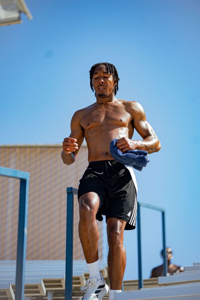 Athlete profile featured image number 2 of 4