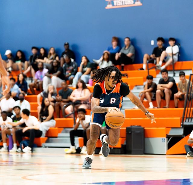 Athlete profile featured image number 1 of 5