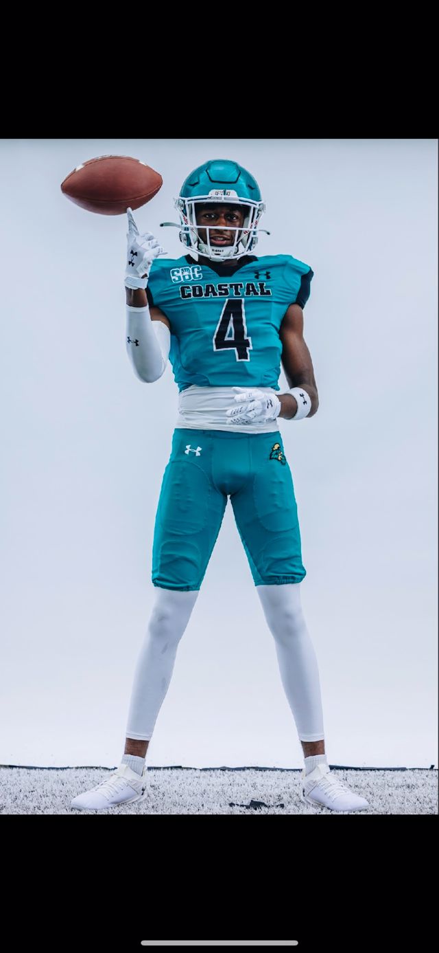 Athlete profile featured image number 2 of 4