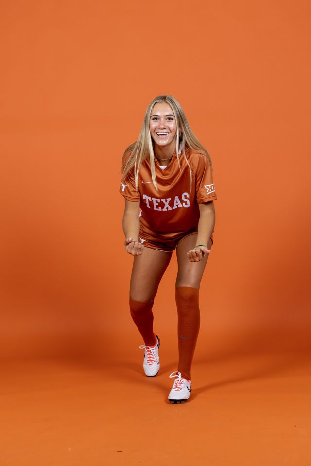 Athlete profile featured image number 3 of 4