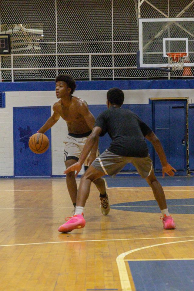Athlete profile featured image number 1 of 5
