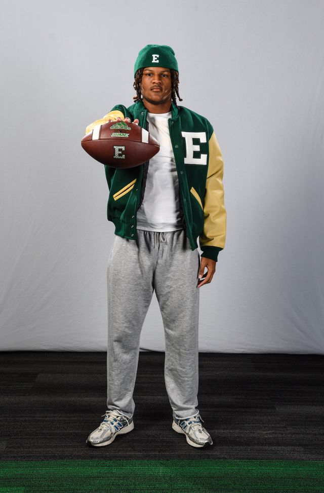 Athlete profile featured image number 2 of 5