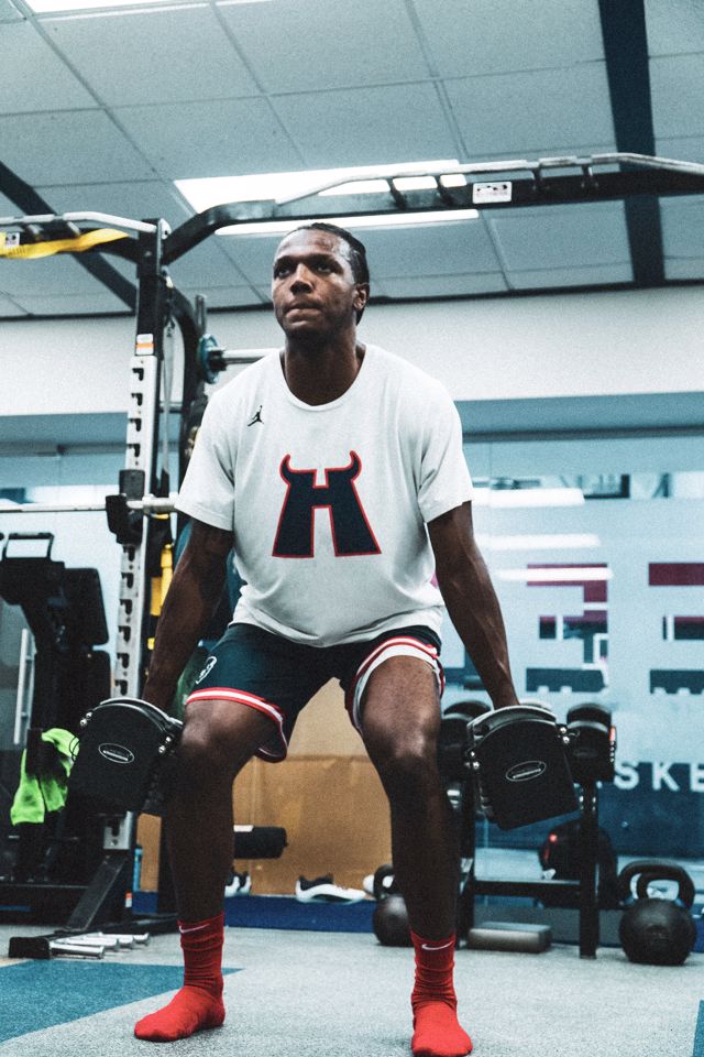 Athlete profile featured image number 2 of 7