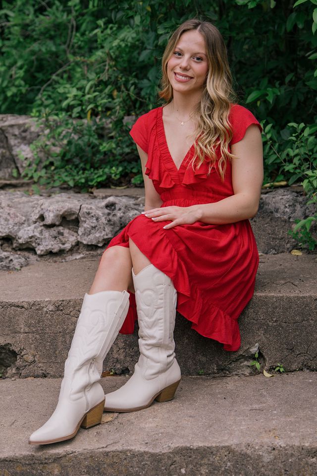 Athlete profile featured image number 2 of 4