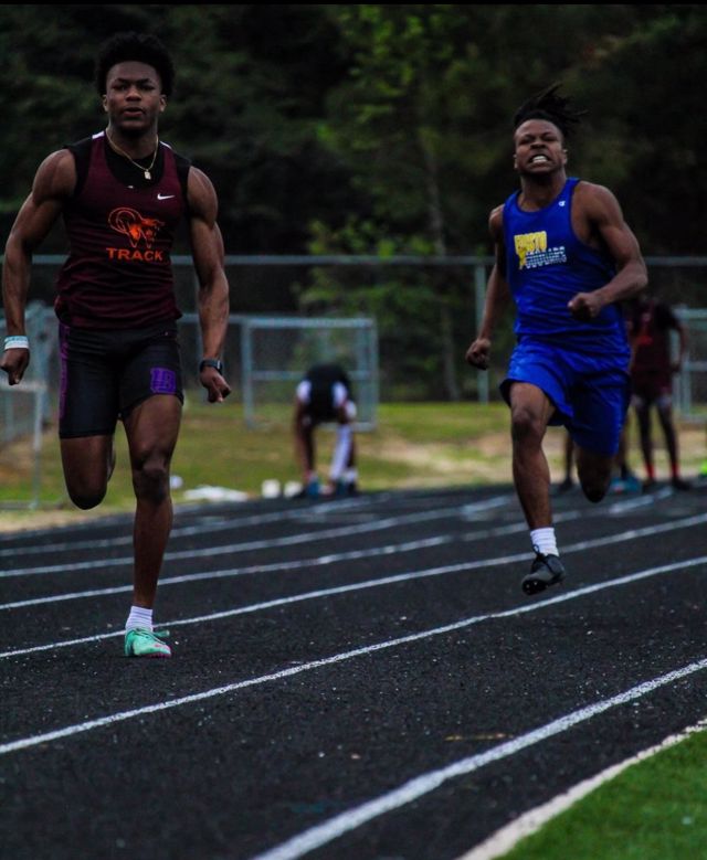 Athlete profile featured image number 1 of 4