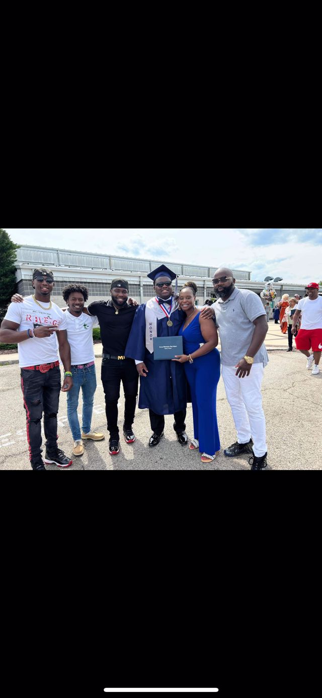 Athlete profile featured image number 2 of 5