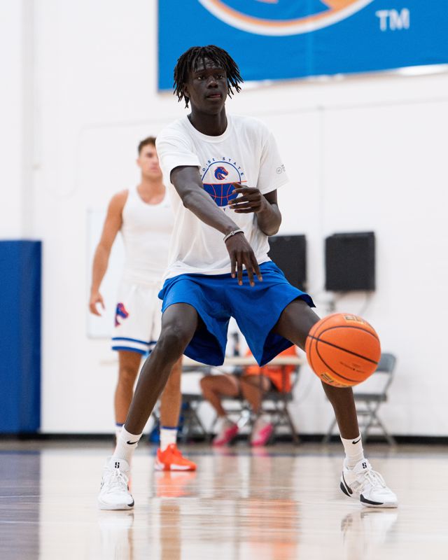 Athlete profile featured image number 1 of 4