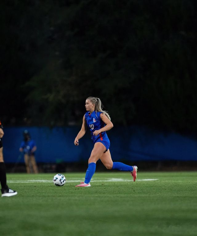 Athlete profile featured image number 3 of 4