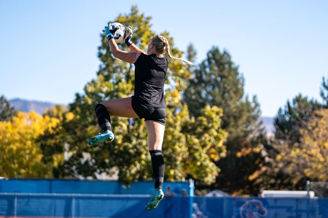 Athlete profile featured image number 2 of 4