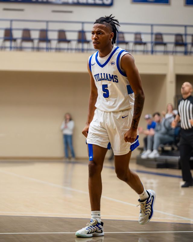 Athlete profile featured image number 2 of 5