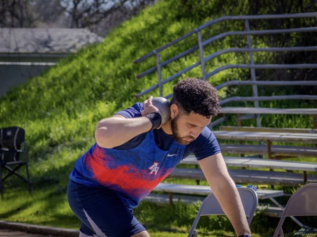 Athlete profile featured image number 3 of 4