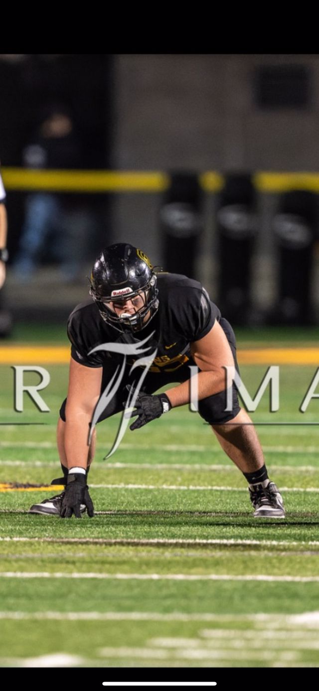 Athlete profile featured image number 3 of 4