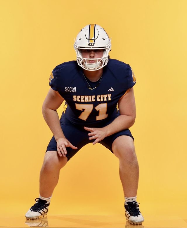 Athlete profile featured image number 5 of 7