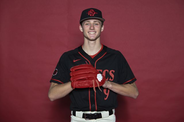 Athlete profile featured image number 2 of 4