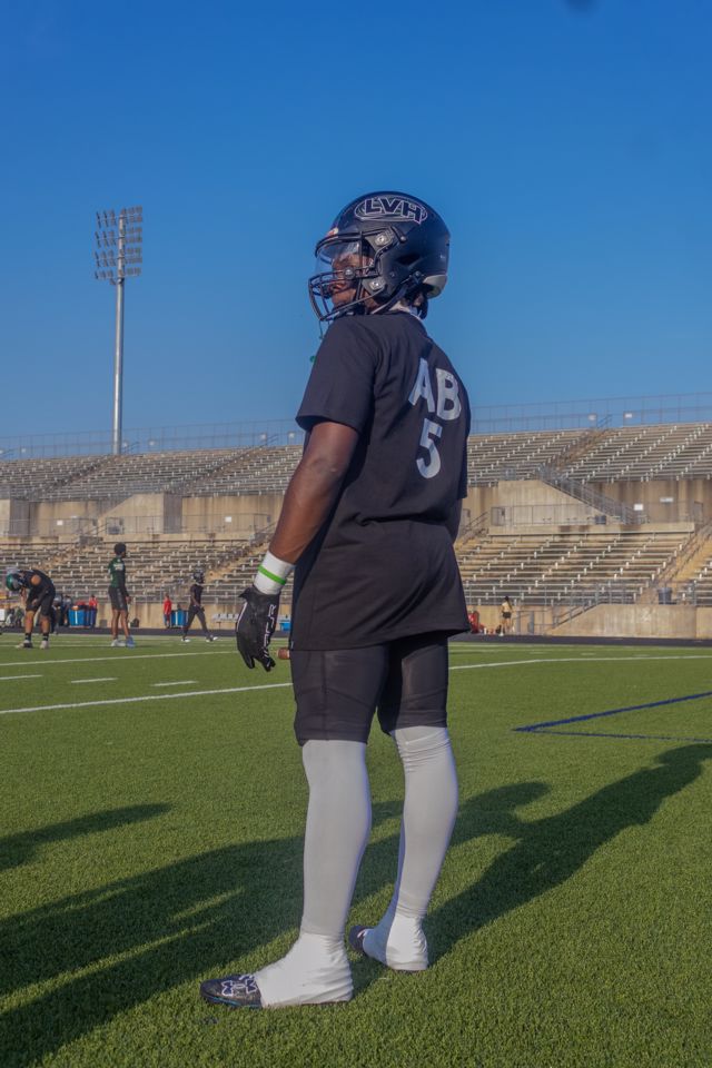 Athlete profile featured image number 2 of 4