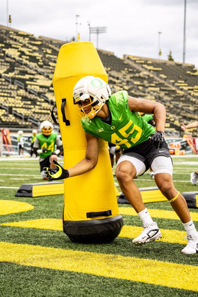 Athlete profile featured image number 3 of 10