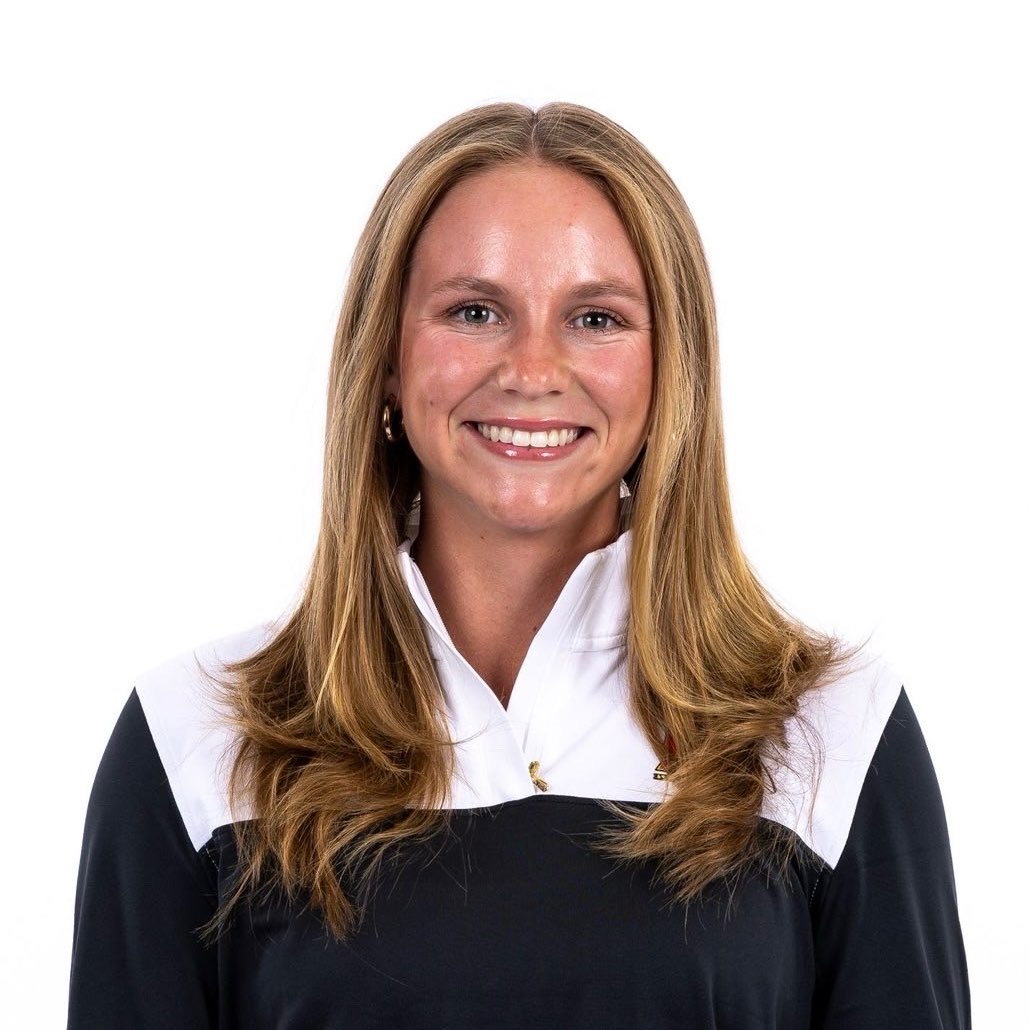 Caroline Fox athlete profile head shot