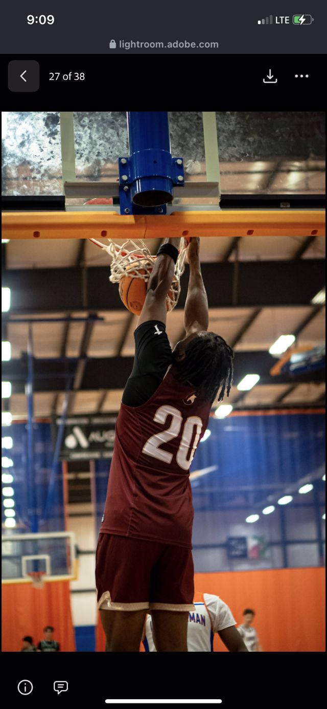 Athlete profile featured image number 4 of 4