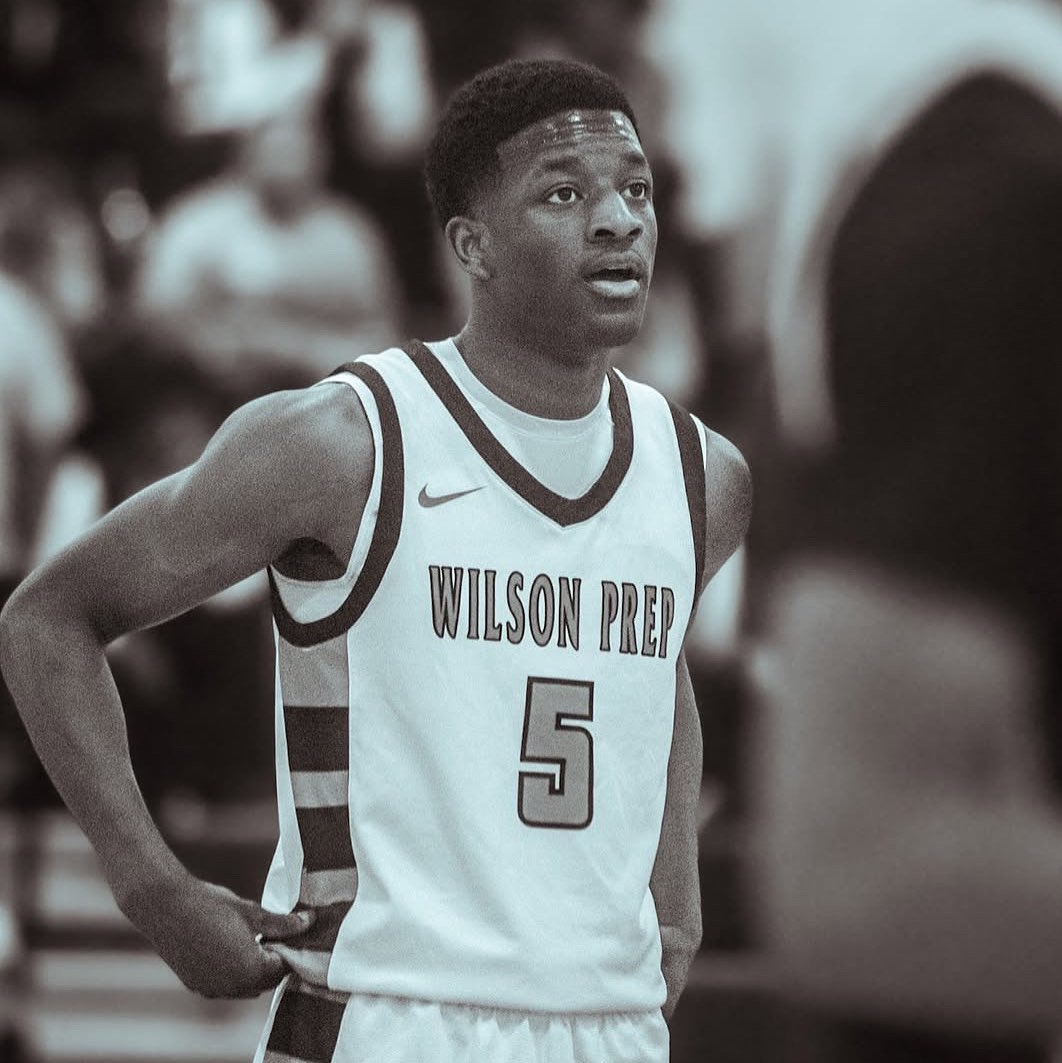 Elijah Newsome athlete profile head shot