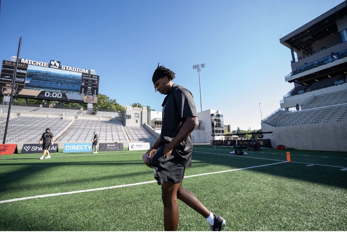 Shamar Fowles athlete profile head shot