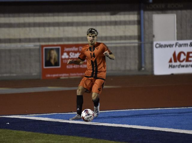 Athlete profile featured image number 1 of 4