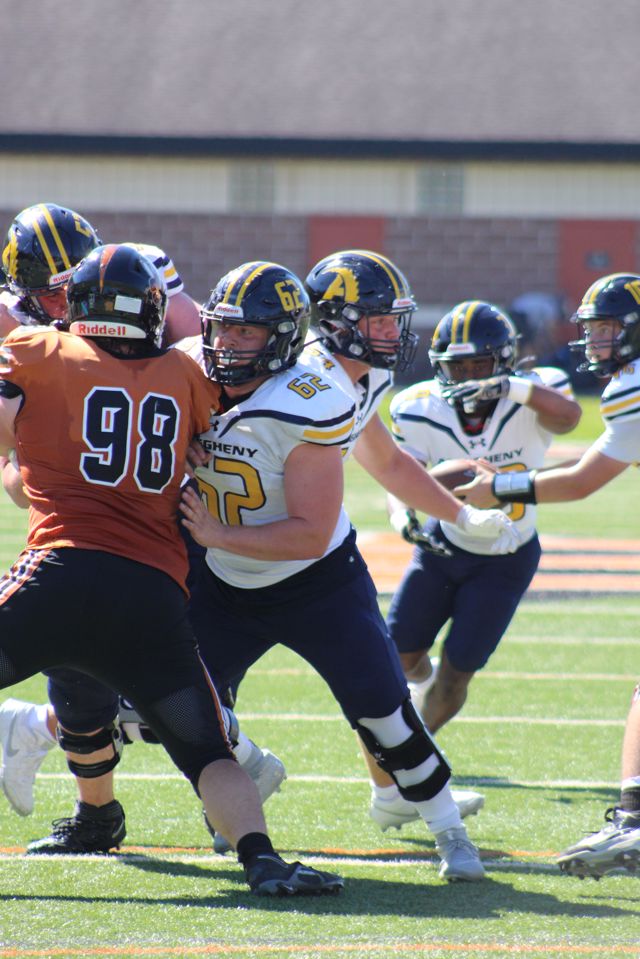 Athlete profile featured image number 3 of 7