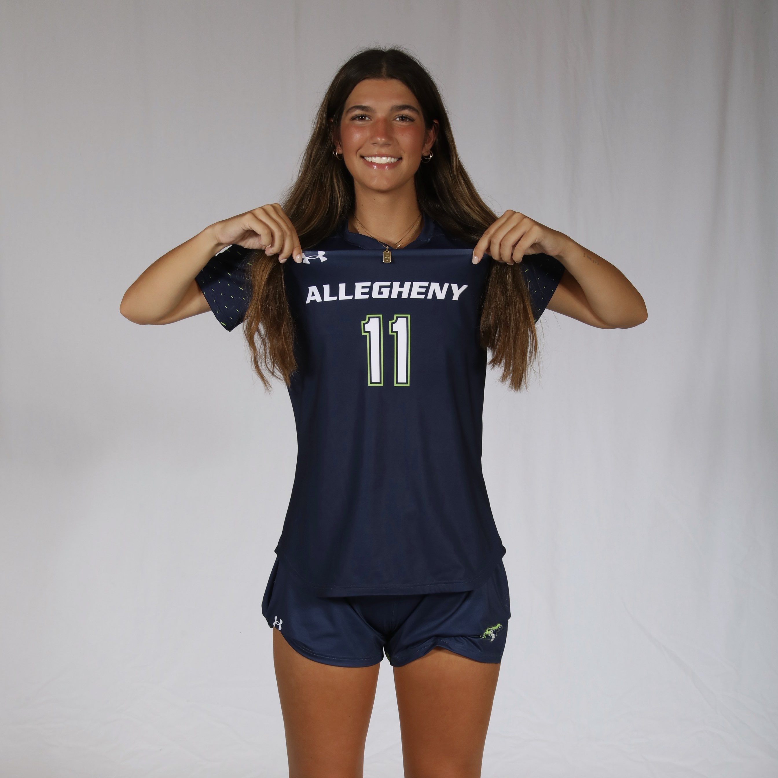 Madeleine Cameron athlete profile head shot