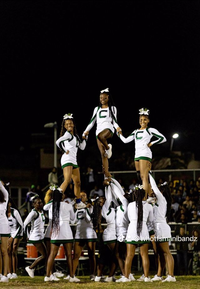 Athlete profile featured image number 4 of 7