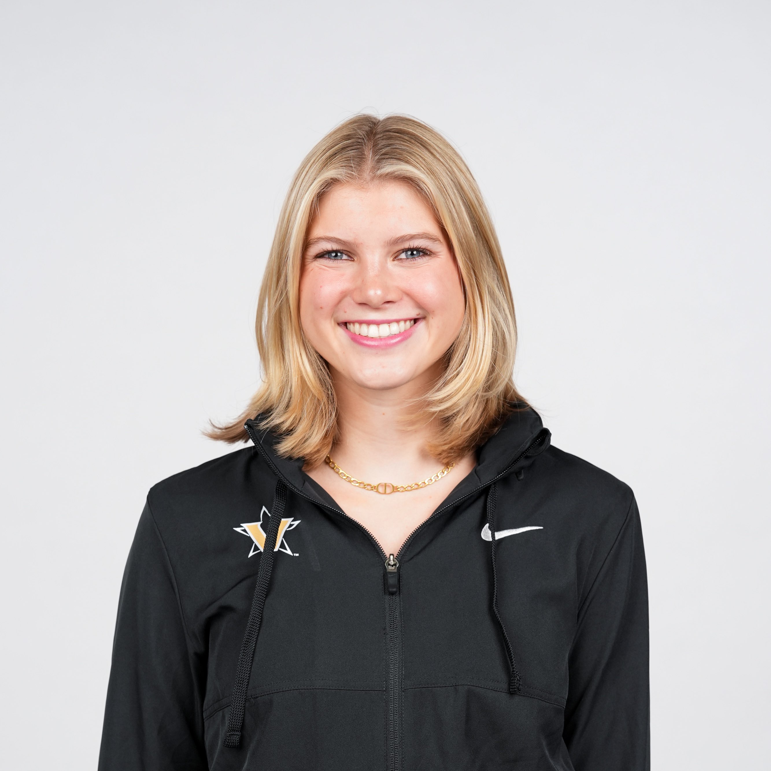 Cali Bryant athlete profile head shot