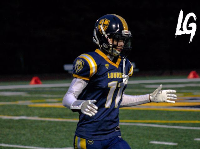 Athlete profile featured image number 3 of 4