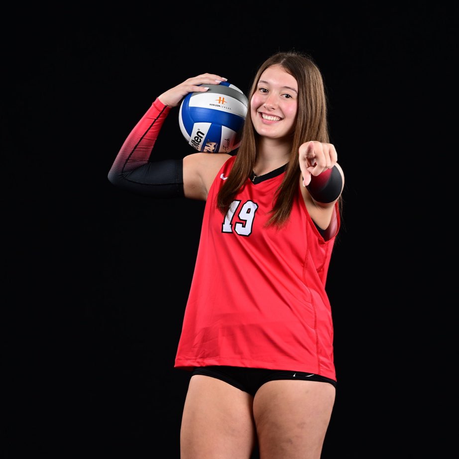 Isabelle Henry athlete profile head shot