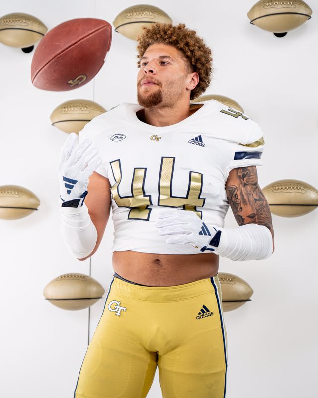 Athlete profile featured image number 3 of 5