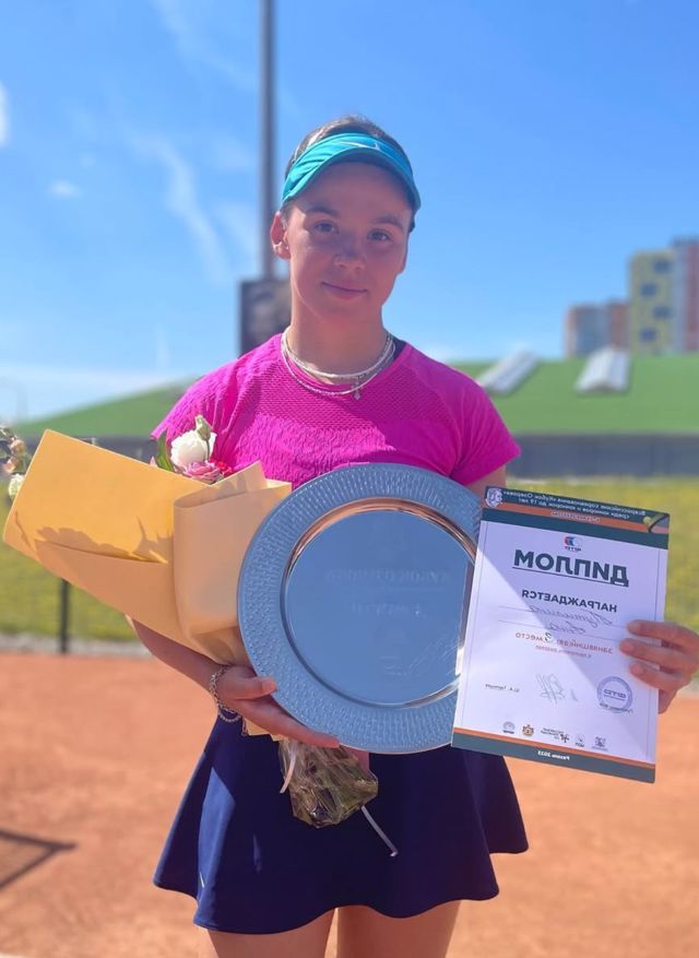 Athlete profile featured image number 2 of 5