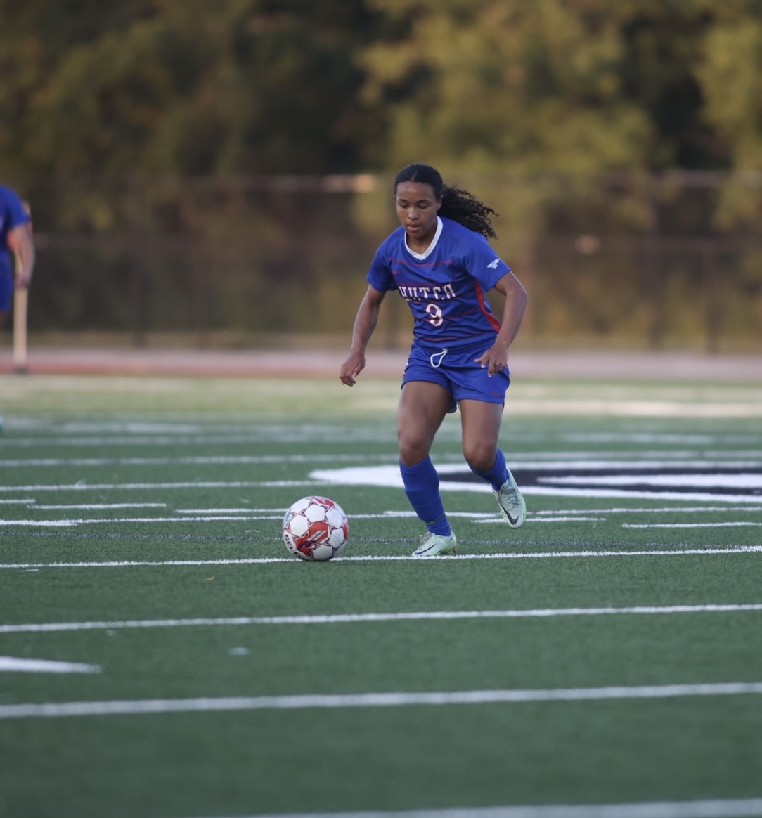Beatrice Sales athlete profile head shot